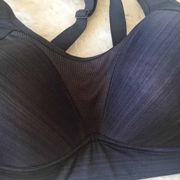 Champion Dark Grey Women’s Hook Clasp Sports Bra - Picture 3 of 7